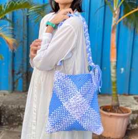 Stylish and Durable: Shop Women's Tote Bags Online, ps 999